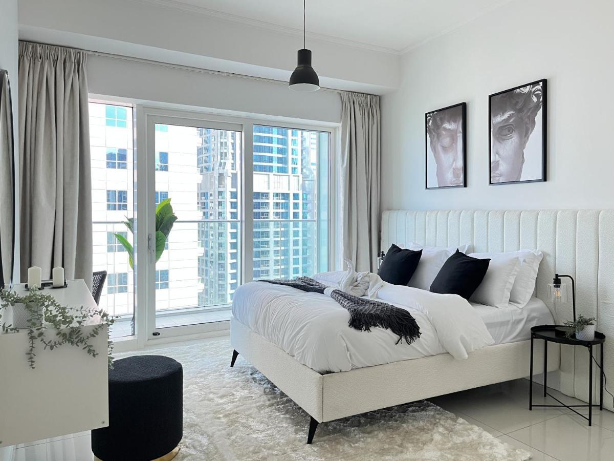 Trophy - Sparkling Suites W Palm View With Direct Access To Marina Walk Dubai Exterior foto